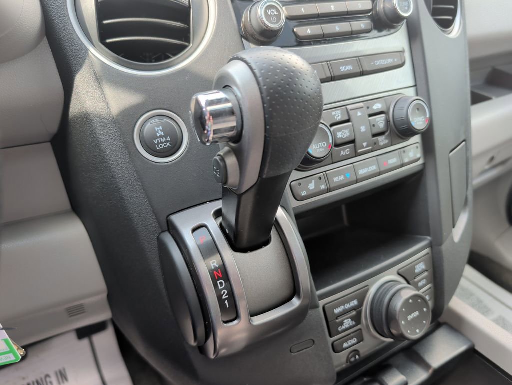 Used 2015 Honda Pilot EX-L image 17