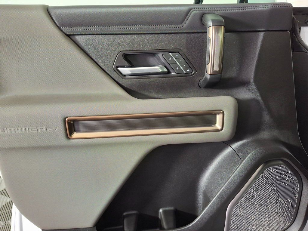Used 2025 GMC Hummer EV 3X w/ LPO, Sport Package image 24
