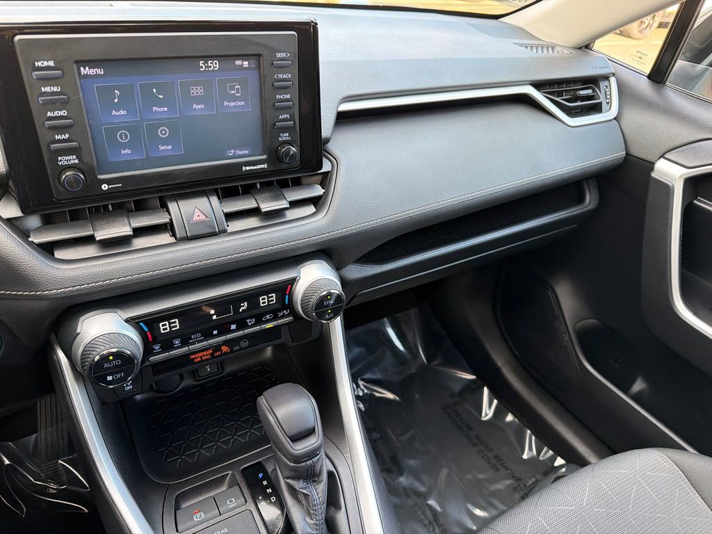 Used 2020 Toyota RAV4 XLE w/ Convenience Package image 26