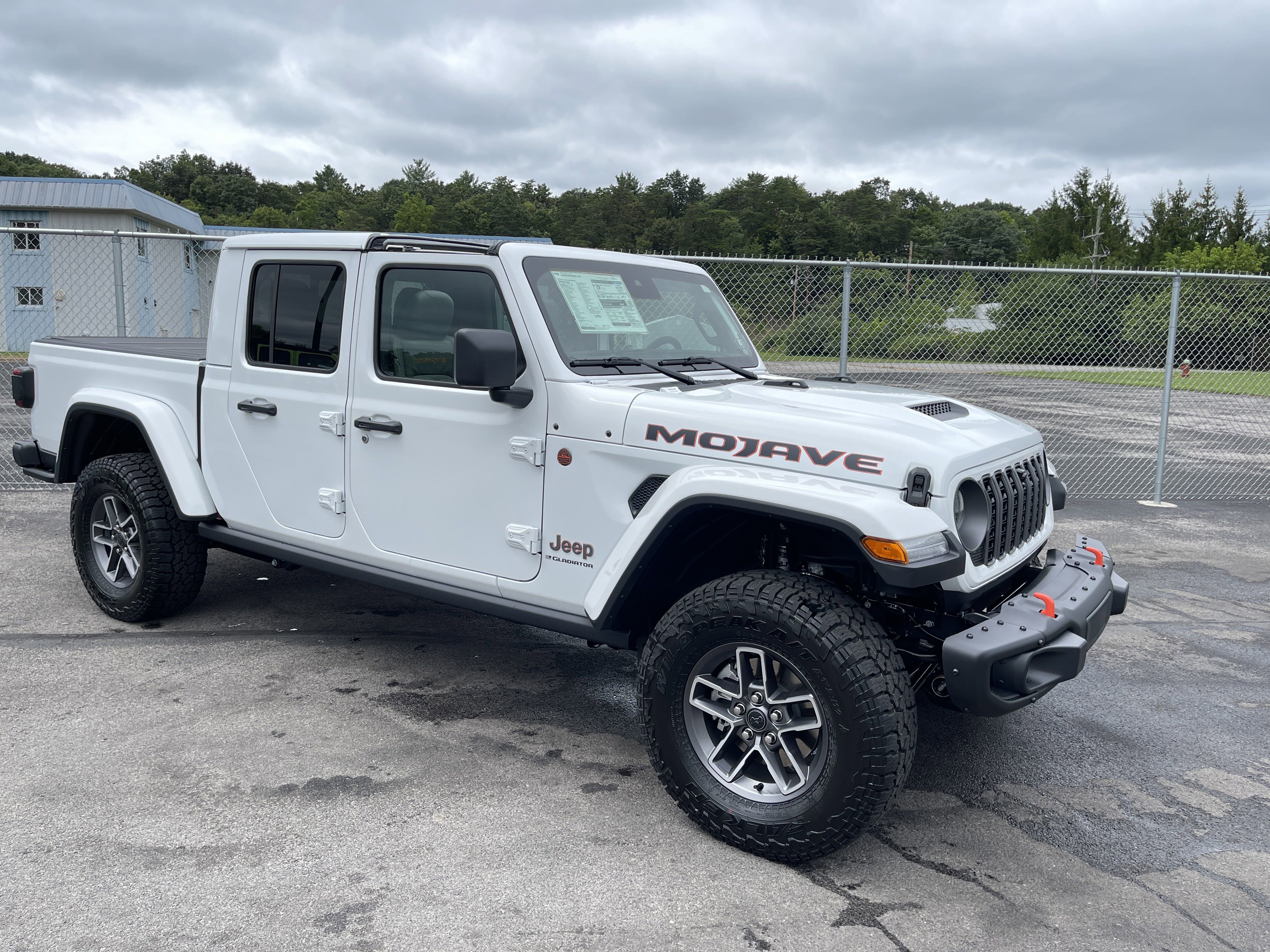 New 2025 Jeep Gladiator Mojave image 35