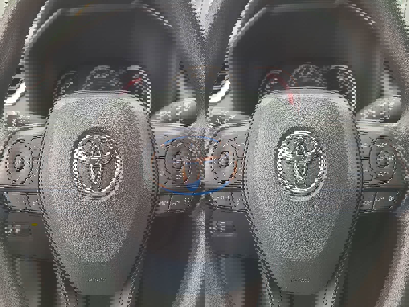 Used 2024 Toyota RAV4 XLE image 23