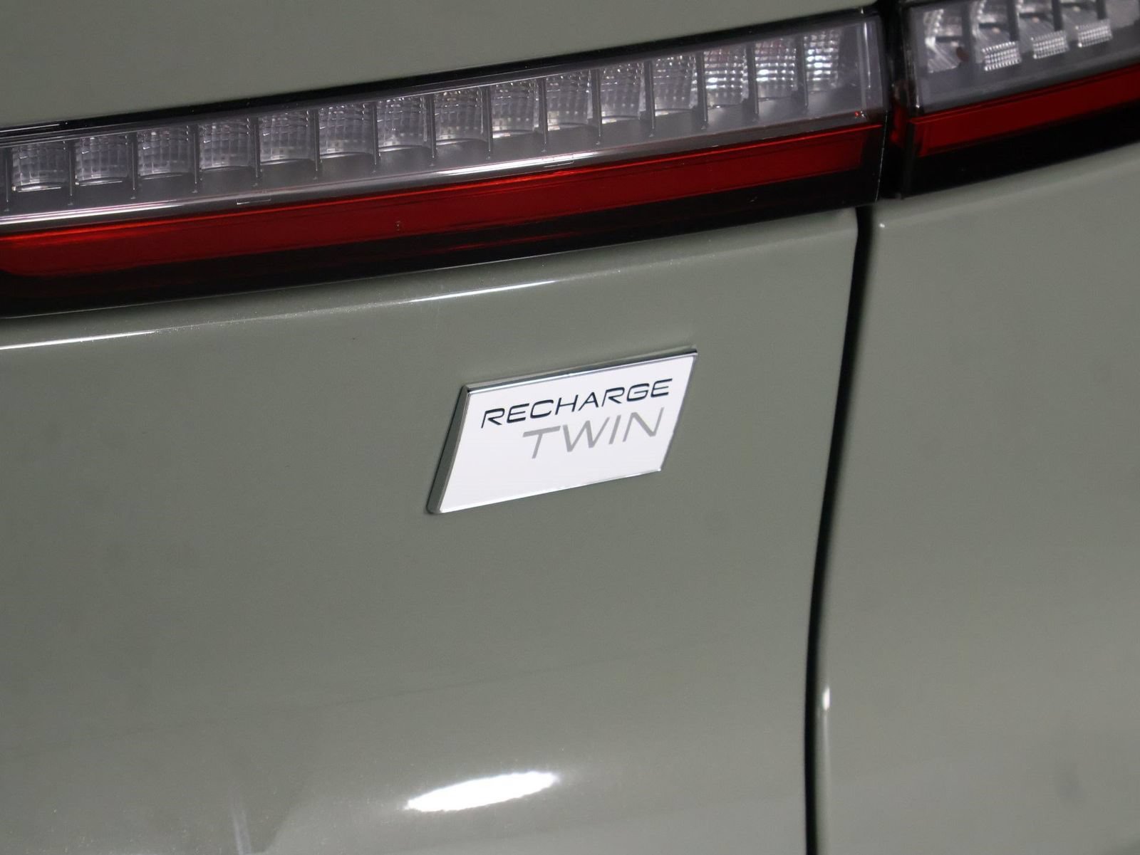Used 2023 Volvo C40 P8 Recharge Ultimate AWD/4WD image 20