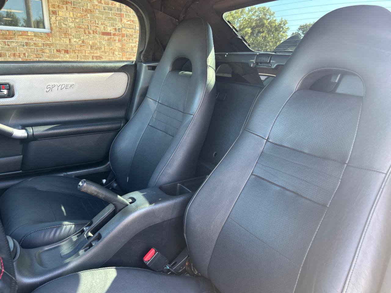 Used 2003 Toyota MR2 RWD image 19