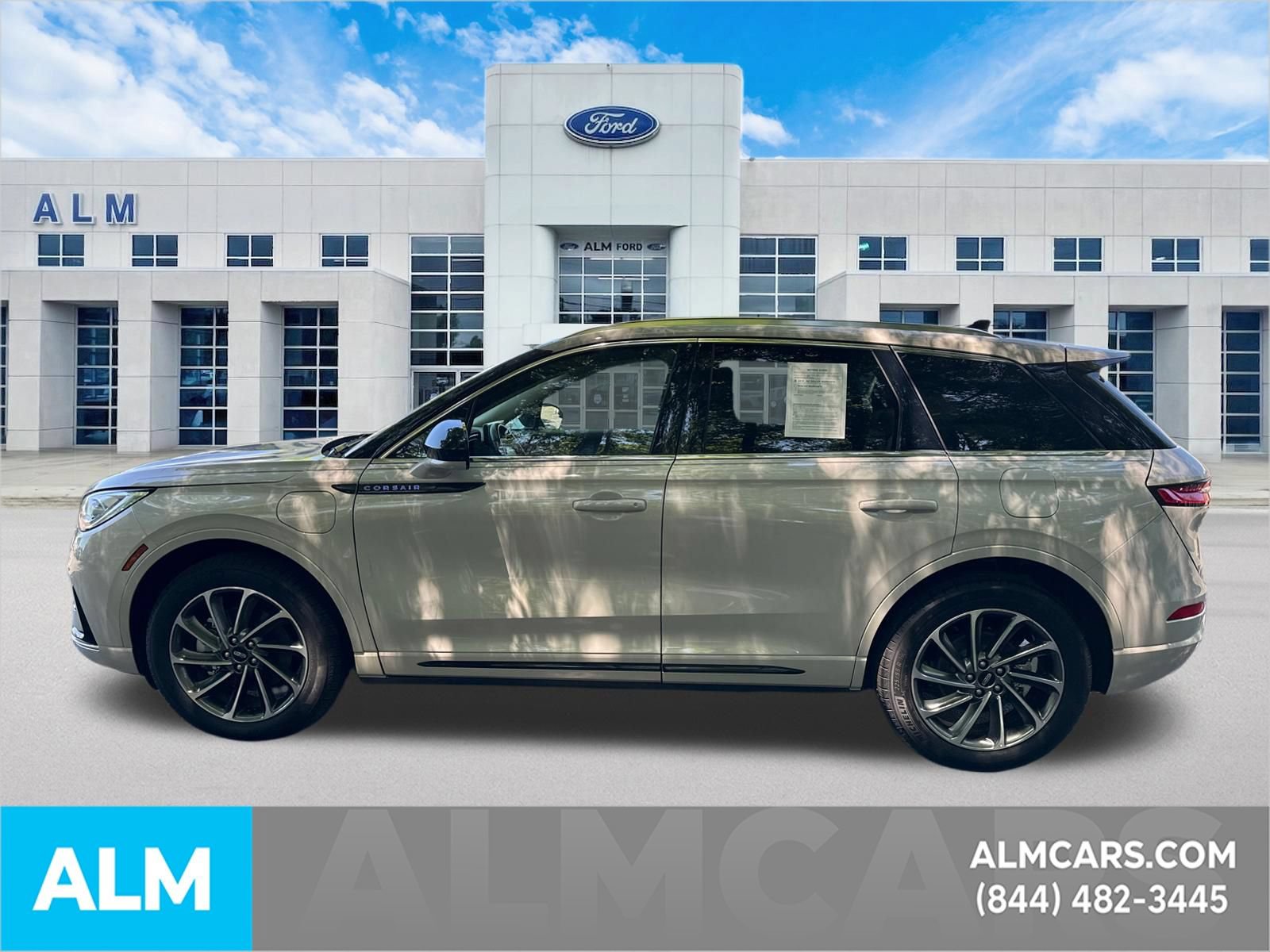 Used 2024 Lincoln Corsair Grand Touring AWD/4WD image 9