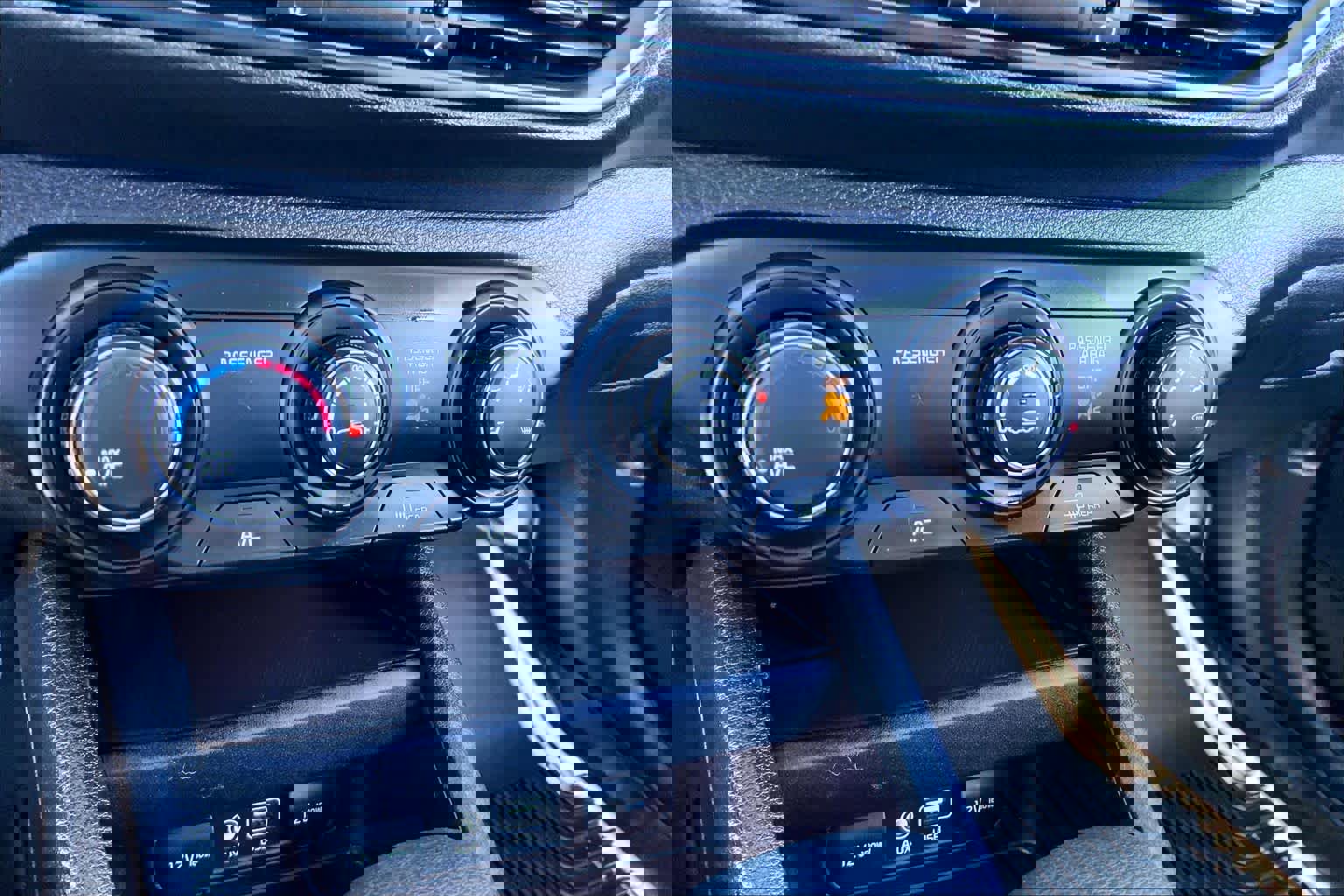 Used 2020 Kia Forte LXS image 30