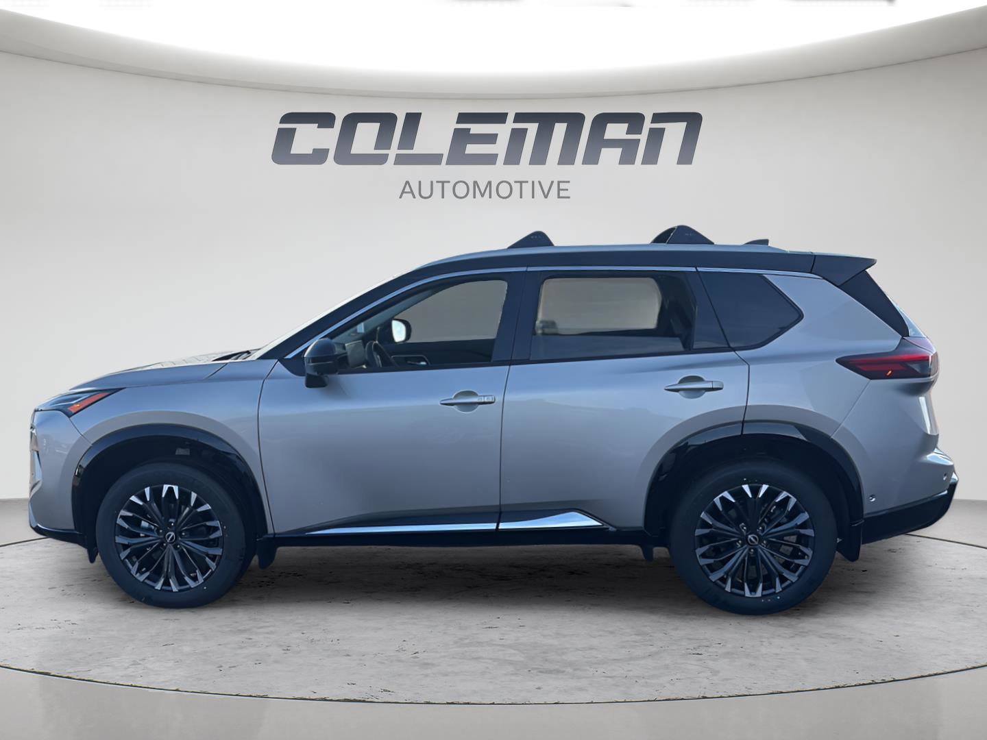 New 2026 Nissan Rogue Platinum w/ Platinum Premium Package AWD/4WD image 3
