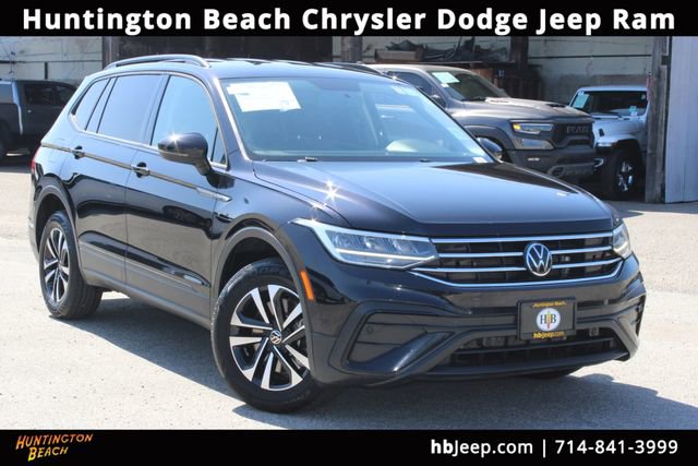 Used 2022 Volkswagen Tiguan S image 1