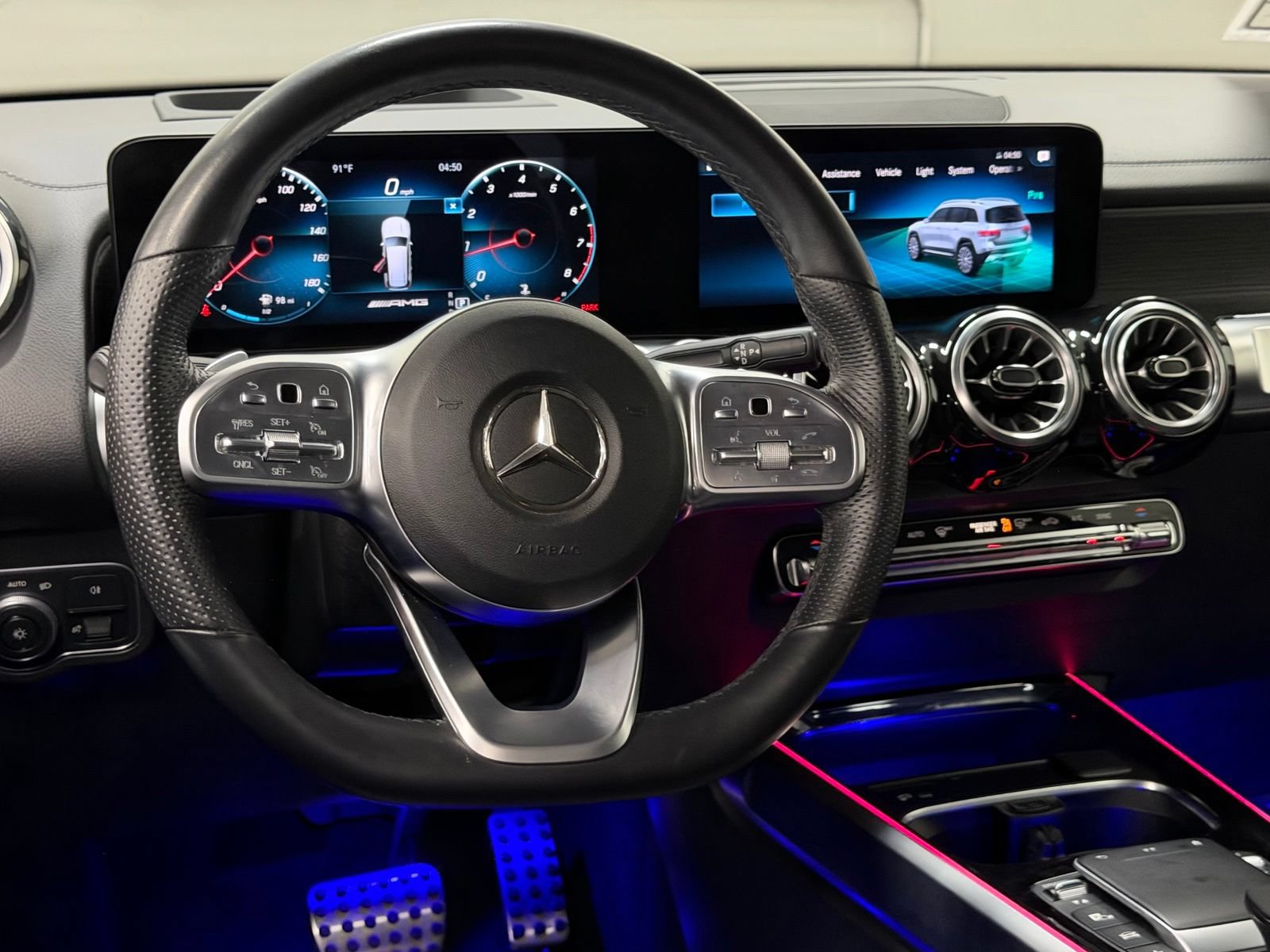Certified 2022 Mercedes-Benz GLB 35 AMG 4MATIC image 38