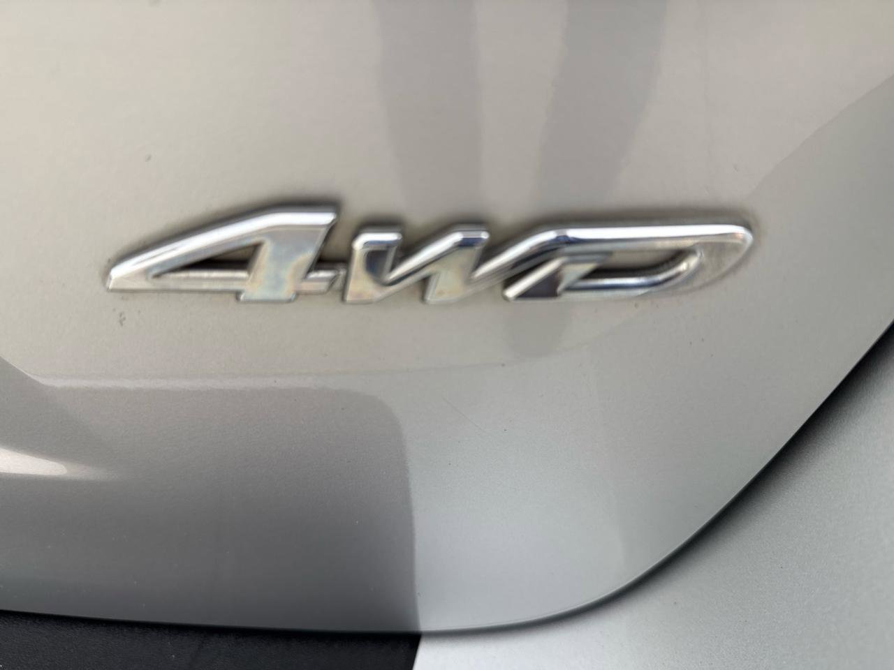 Used 2012 Toyota Highlander SE w/ Tow Pkg AWD/4WD image 57