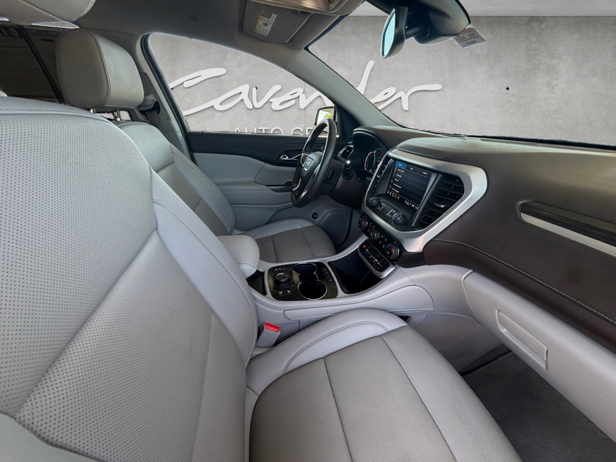Used 2022 GMC Acadia SLT w/ Preferred Package image 29