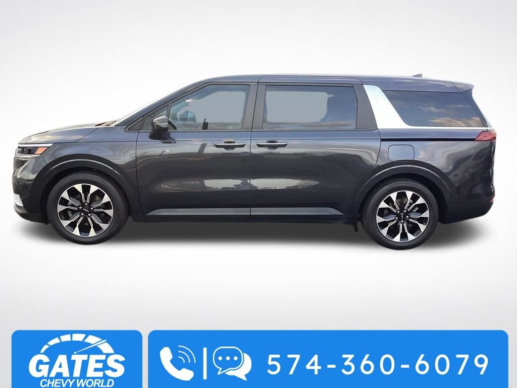 Used 2024 Kia Carnival EX image 6