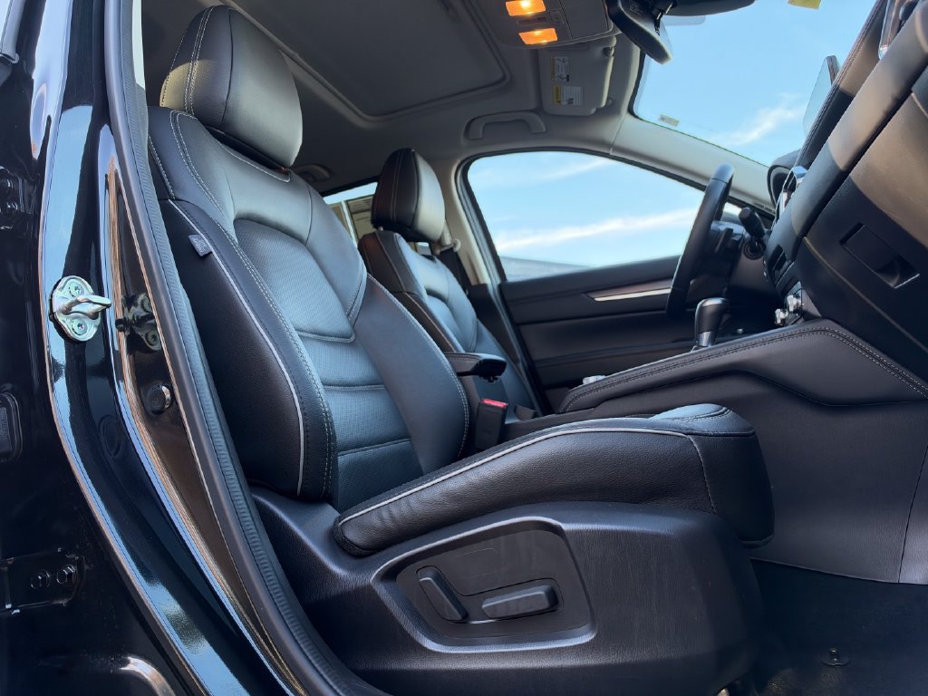 Used 2025 MAZDA CX-5 AWD 2.5 S w/ Premium Plus Pkg image 10