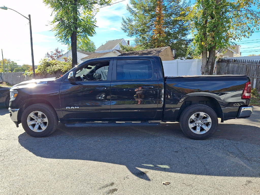 Used 2024 RAM 1500 Laramie AWD/4WD image 5