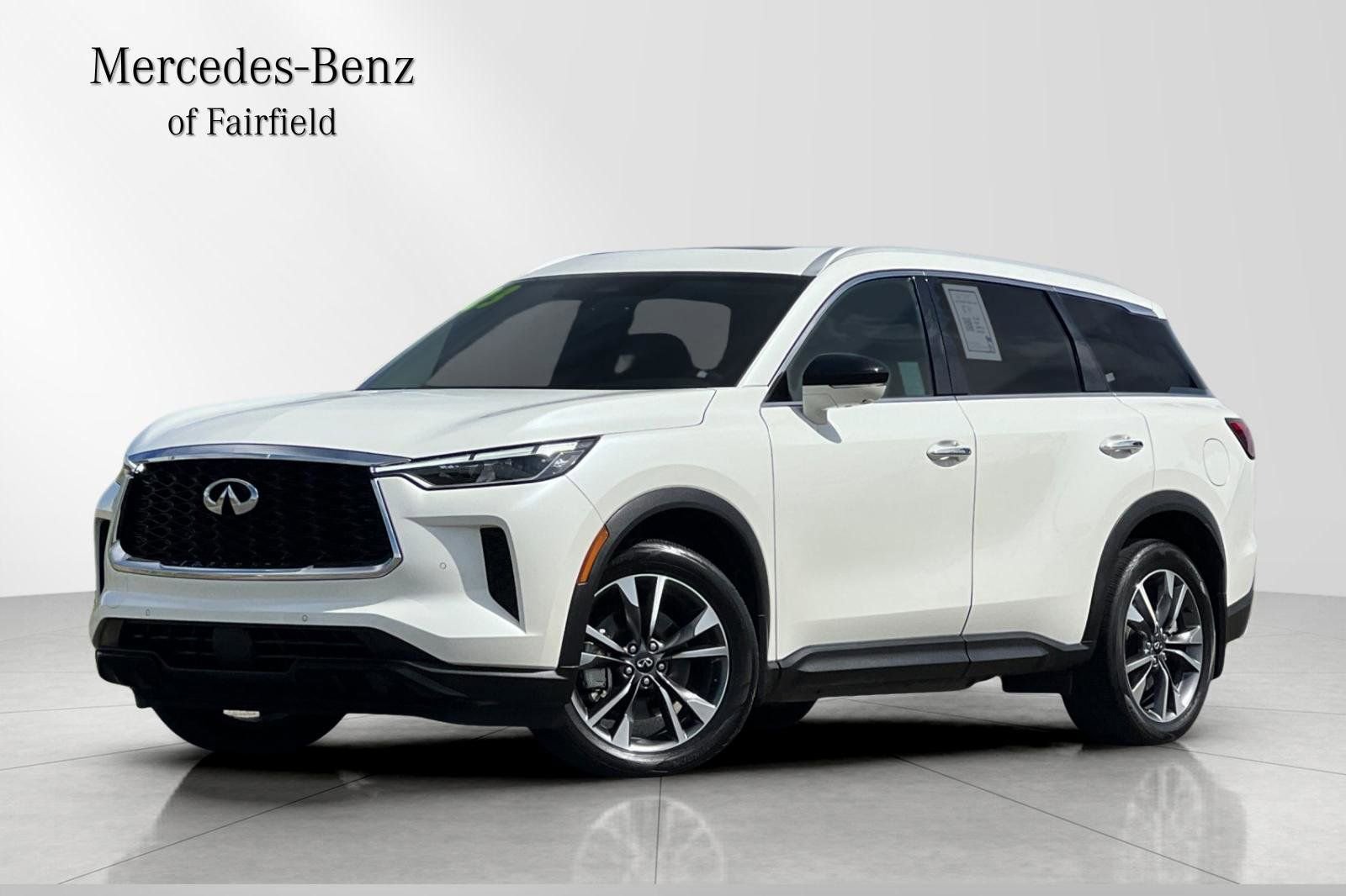 Used 2023 INFINITI QX60 Luxe AWD/4WD image 1
