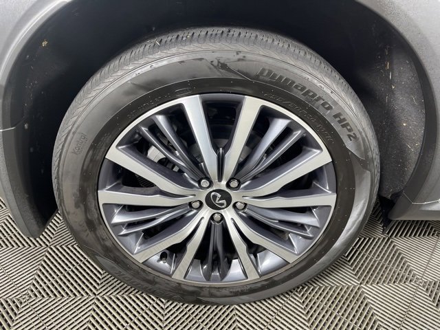 Used 2023 INFINITI QX60 Sensory w/ Vision Package image 12