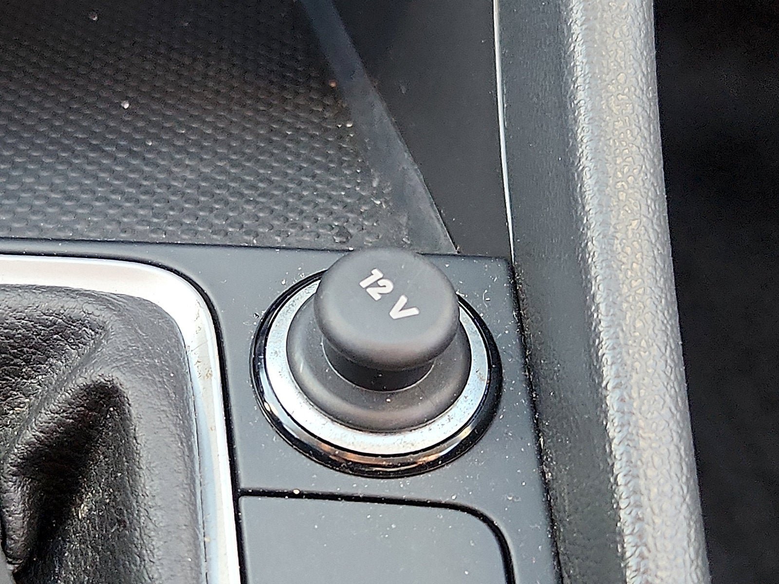 Certified 2024 Volkswagen Jetta S FWD image 24