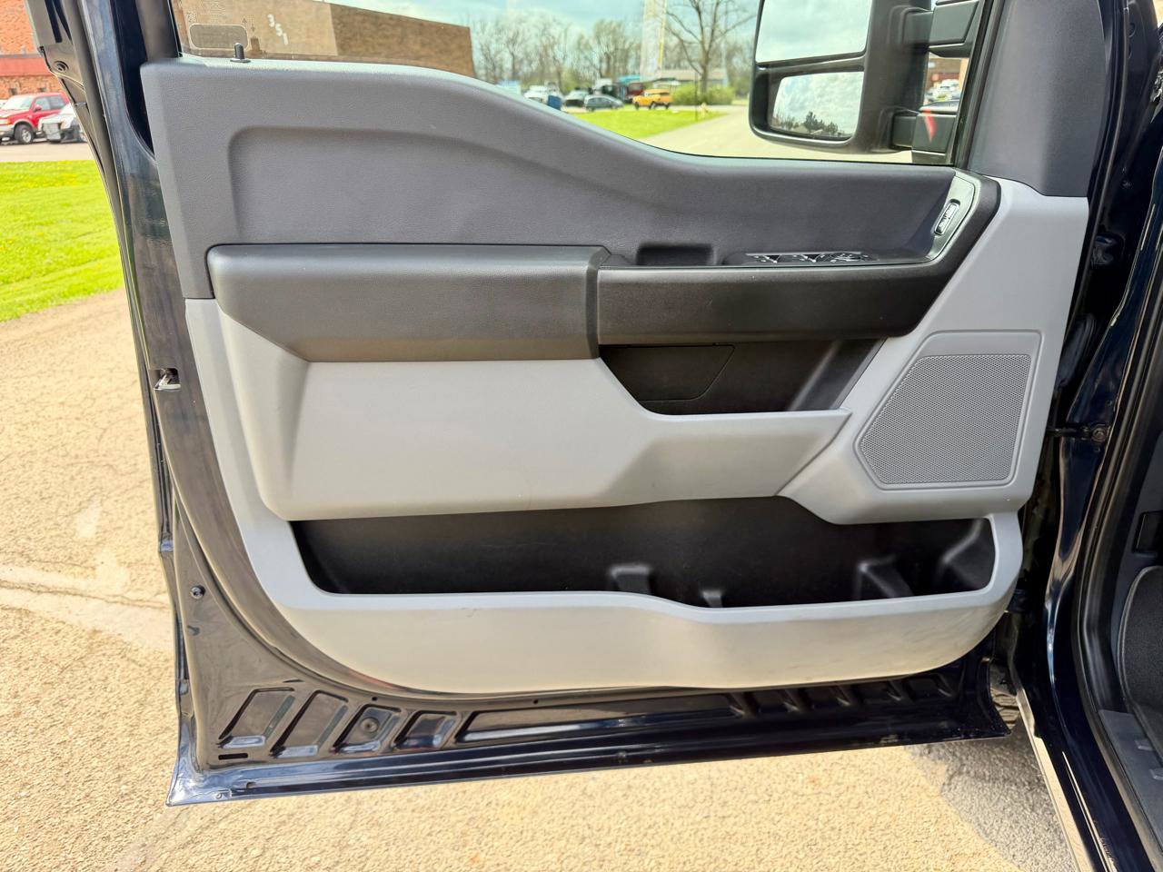 Used 2023 Ford F250 XL w/ XL Chrome Package image 16