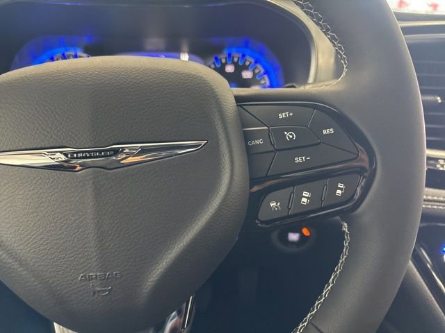 New 2026 Chrysler Pacifica Limited w/ S Appearance Package image 38