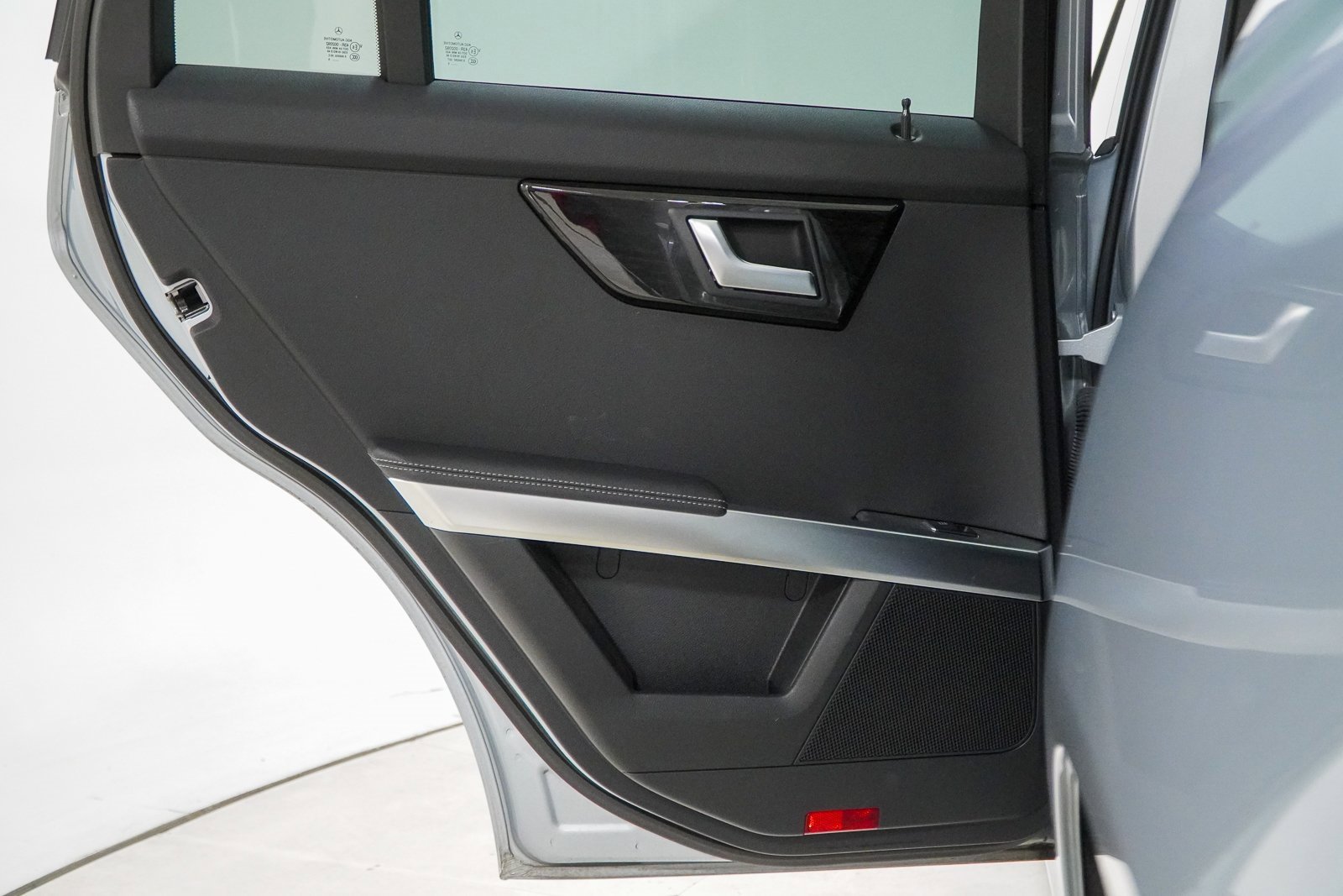 Used 2015 Mercedes-Benz GLK 350 4MATIC image 38