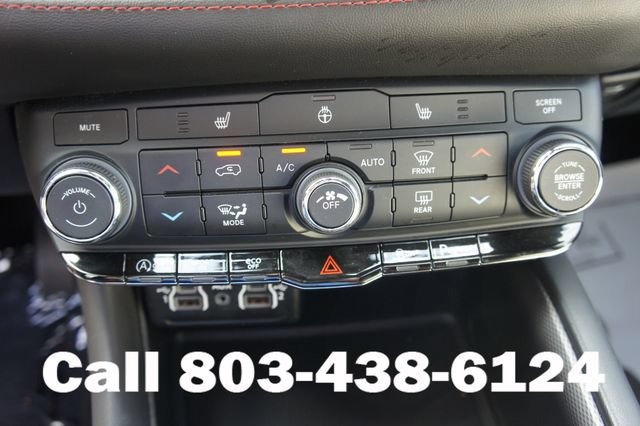 Used 2025 Dodge Durango GT RWD image 7