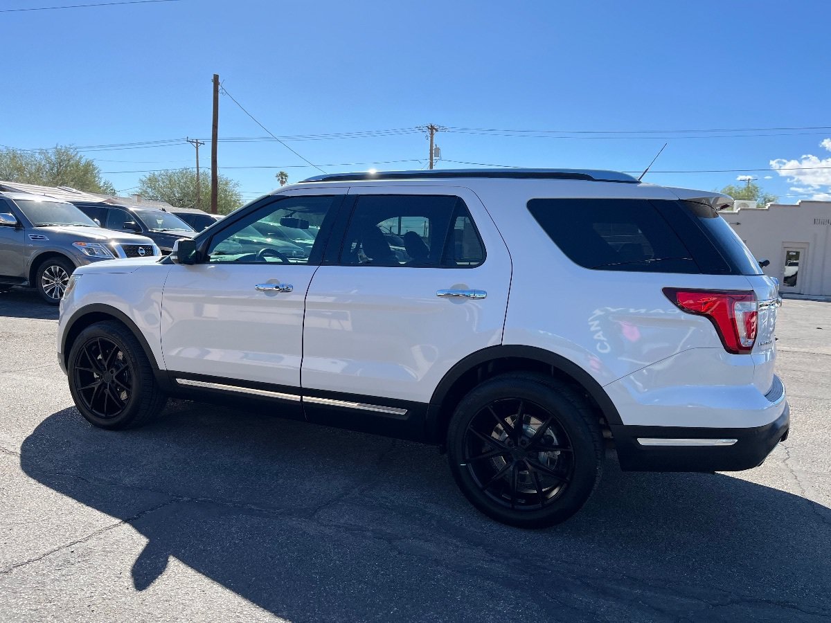 Used 2019 Ford Explorer Limited w/ Class III Trailer Tow Package FWD image 8