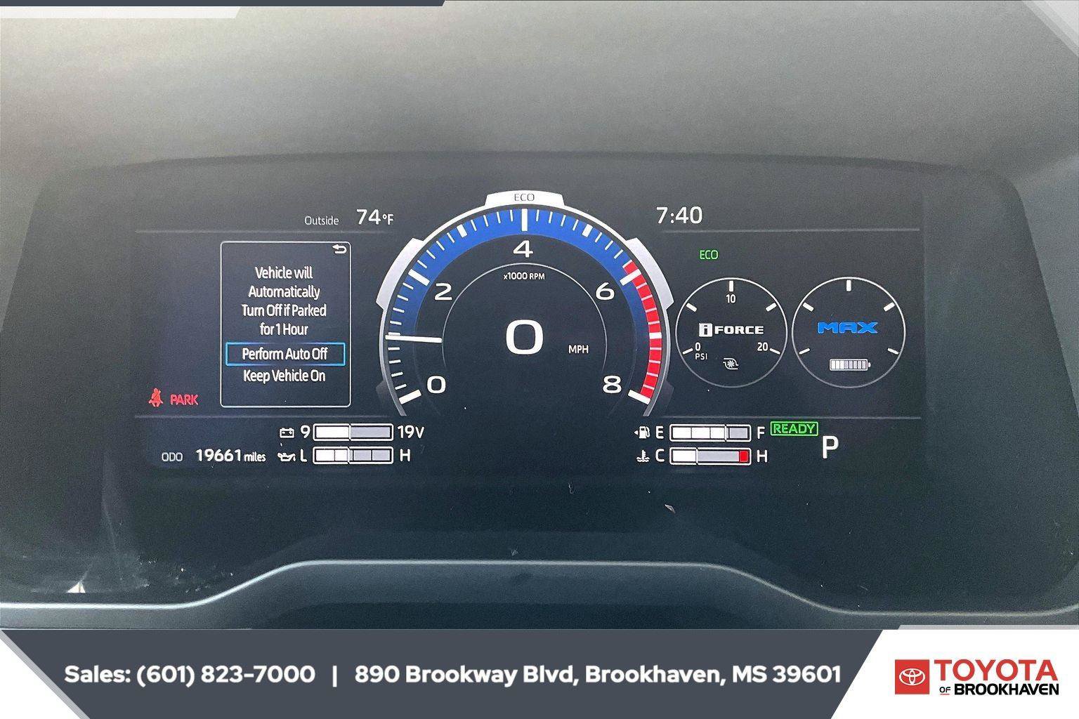 Used 2024 Toyota Tundra Limited w/ Power Package AWD/4WD image 14