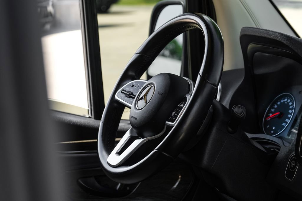 Used 2020 Mercedes-Benz Sprinter 3500 w/ Windows All Around Package image 10