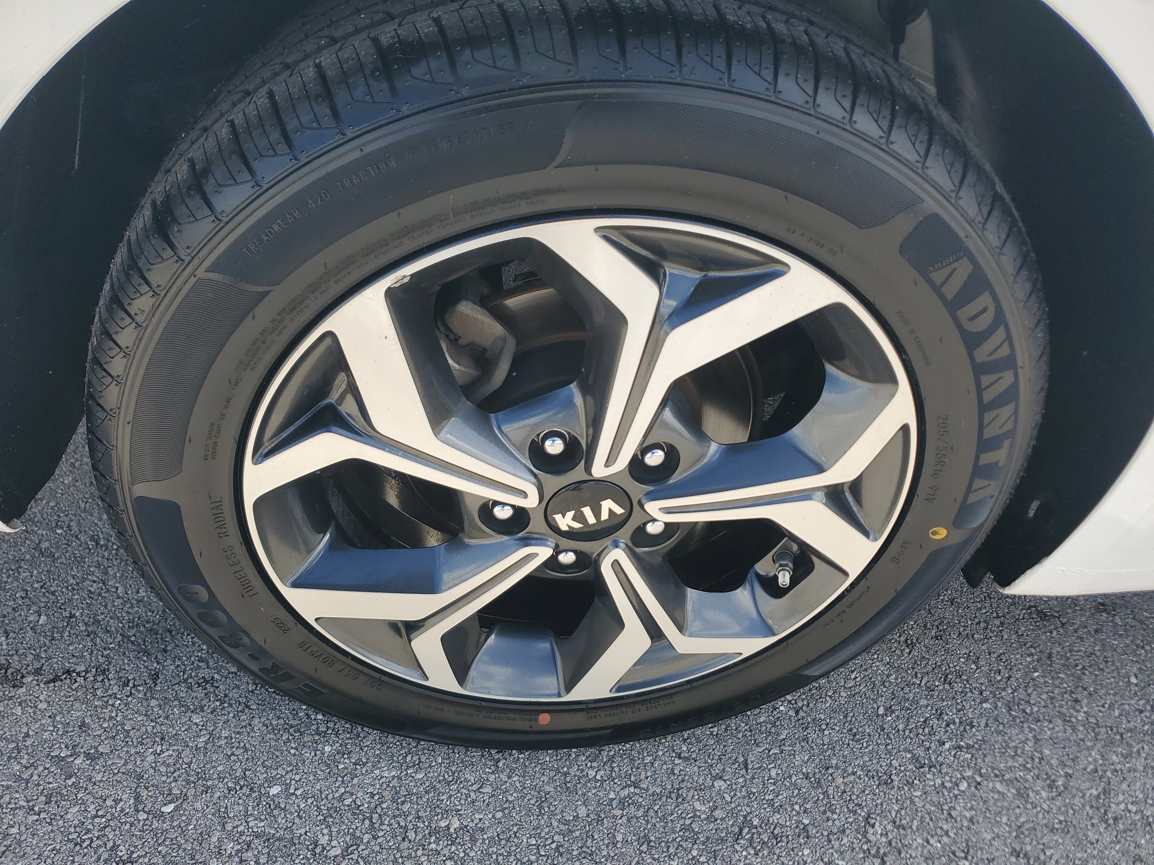 Used 2021 Kia Forte LXS image 28