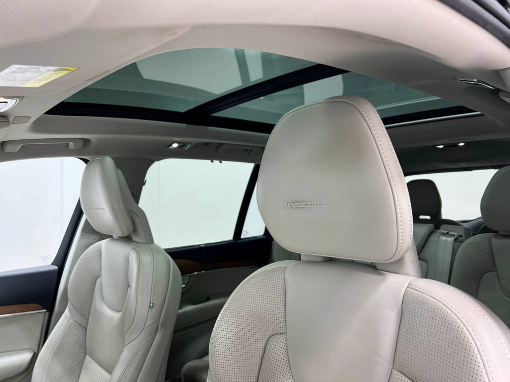 Used 2018 Volvo XC90 T6 Inscription w/ Convenience Package AWD/4WD image 13