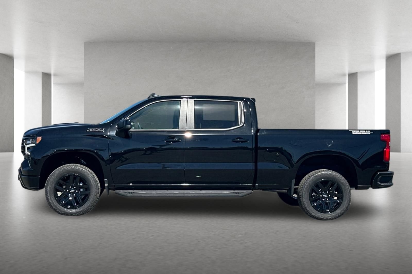 New 2026 Chevrolet Silverado 1500 LT Trail Boss w/ Dark Appearance Package AWD/4WD image 7