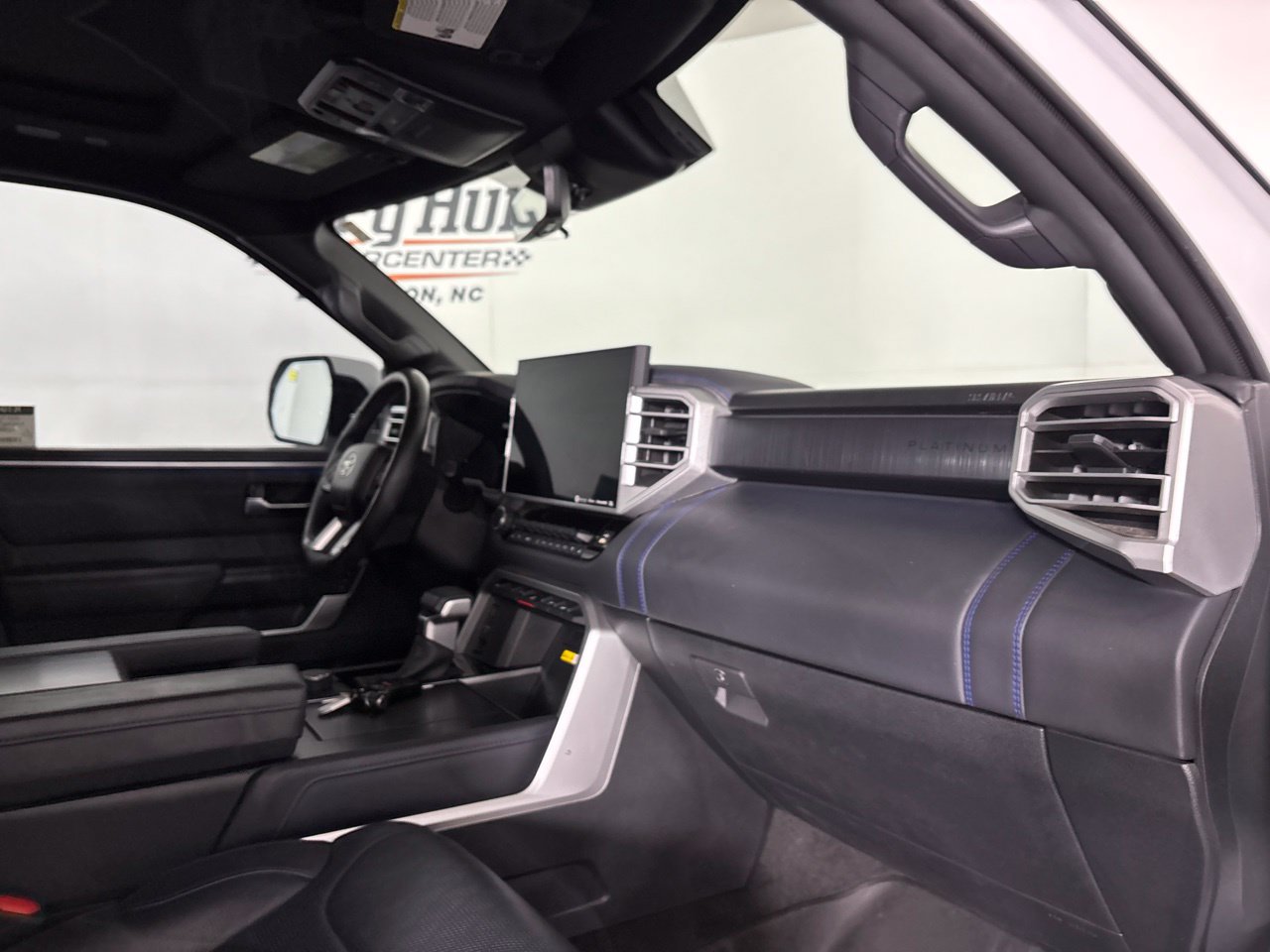 Used 2023 Toyota Tundra Platinum w/ Advanced Package AWD/4WD image 30
