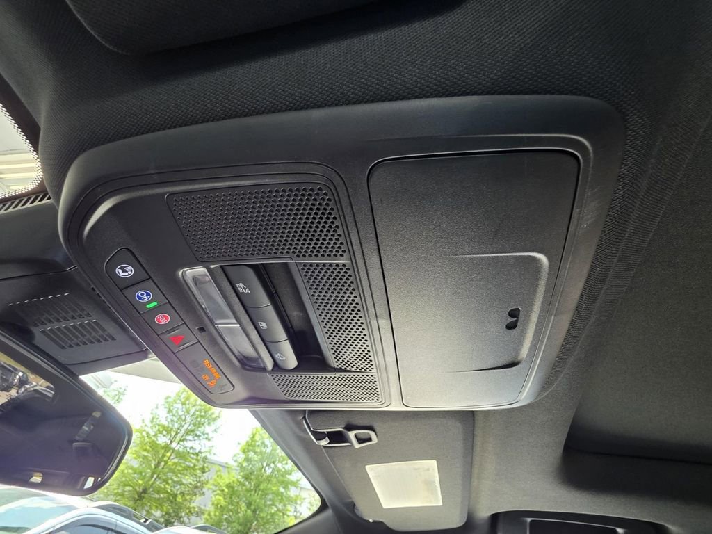 Used 2026 GMC Terrain Elevation w/ Elevation Premium Package FWD image 30