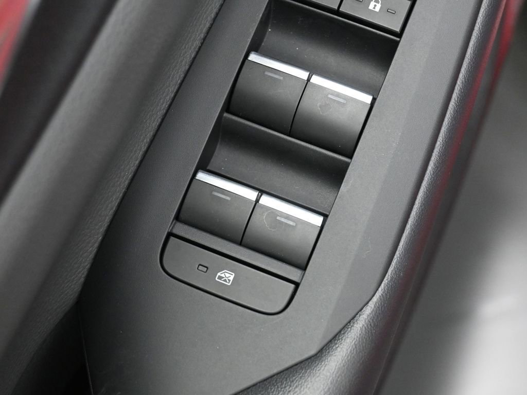 Used 2025 Toyota Prius XLE image 13