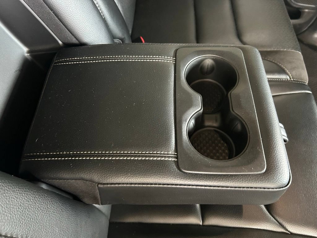 Used 2024 RAM 1500 Laramie RWD image 32