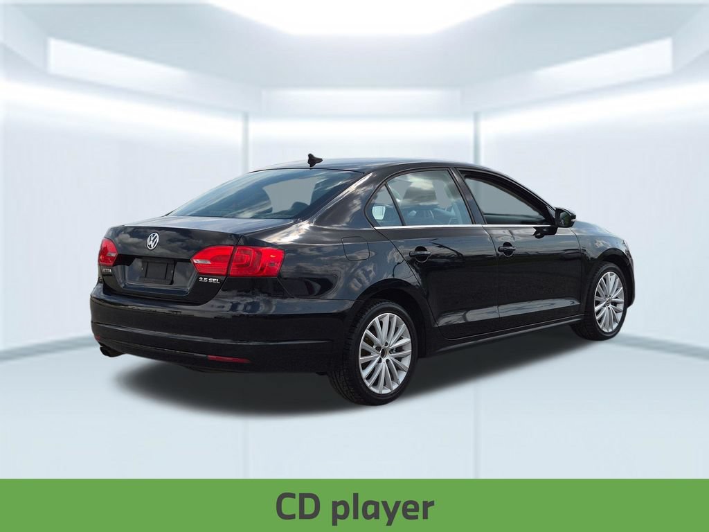 Used 2013 Volkswagen Jetta SEL FWD image 6