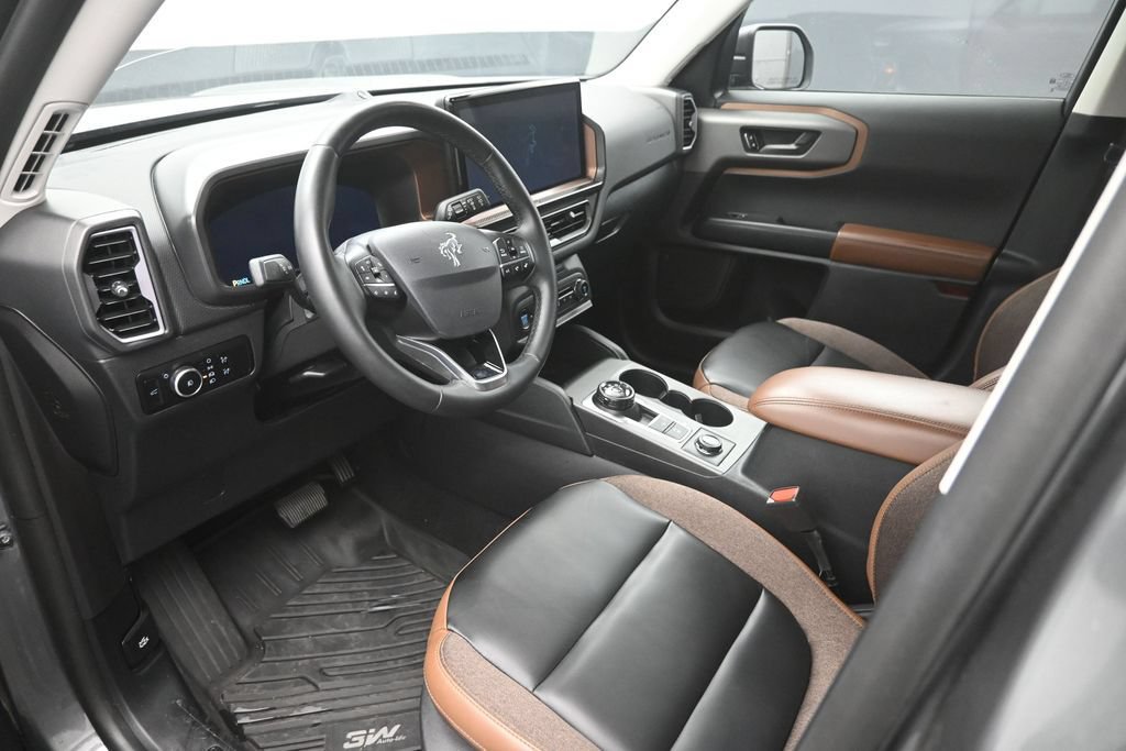 Certified 2025 Ford Bronco Sport Outer Banks w/ Outer Banks Tech Package+ AWD/4WD image 31