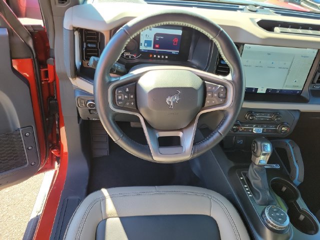 Used 2023 Ford Bronco Wildtrak AWD/4WD image 23