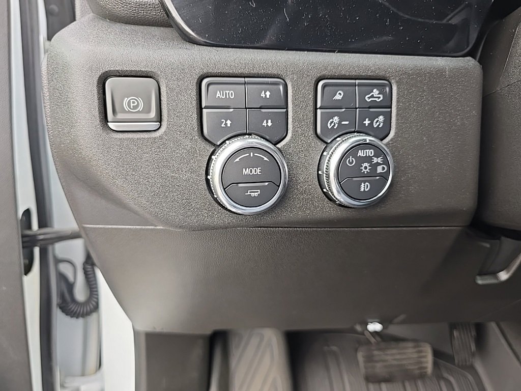 Used 2024 GMC Sierra 3500 SLT image 19