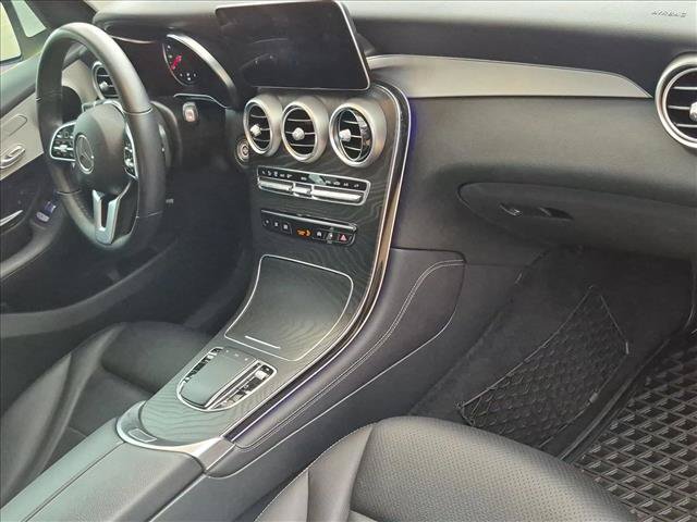 Used 2020 Mercedes-Benz GLC 300 image 21