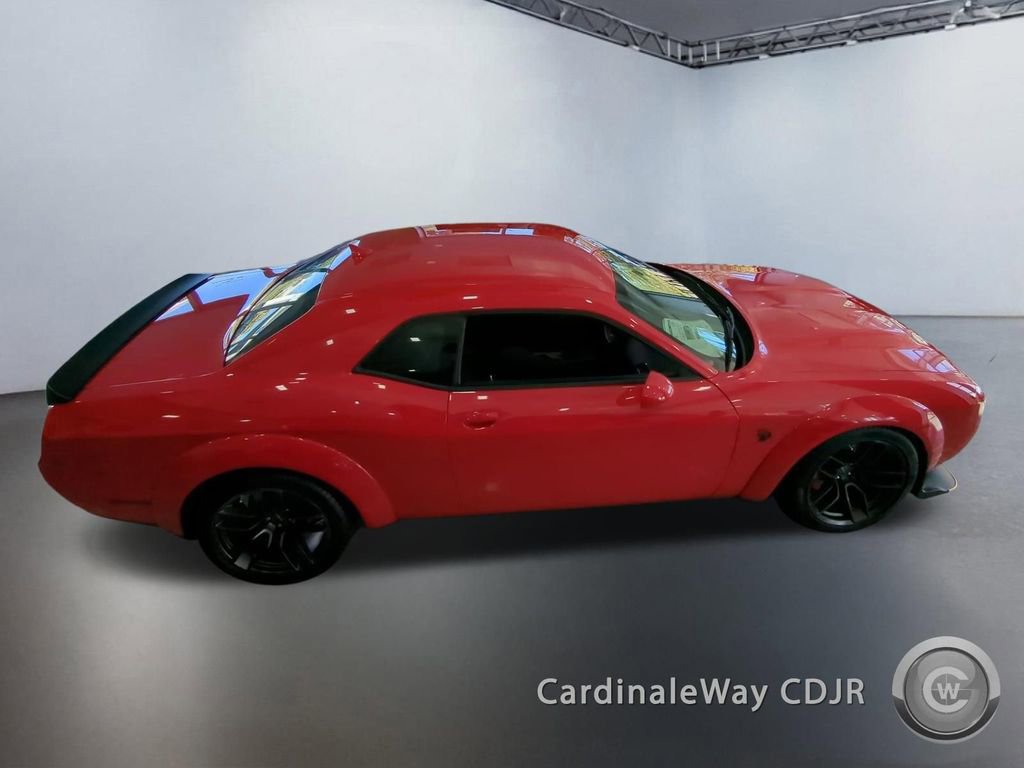 Used 2019 Dodge Challenger SRT Hellcat Redeye image 3