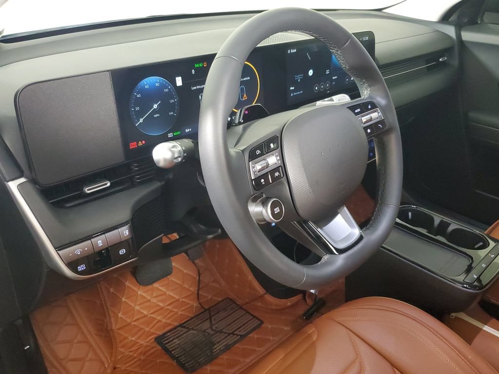 Used 2025 Hyundai Ioniq 5 SE RWD image 22