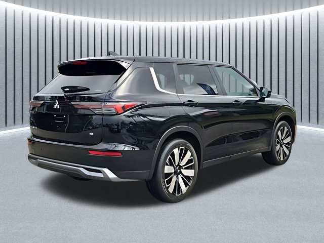 New 2026 Mitsubishi Outlander SE FWD image 6