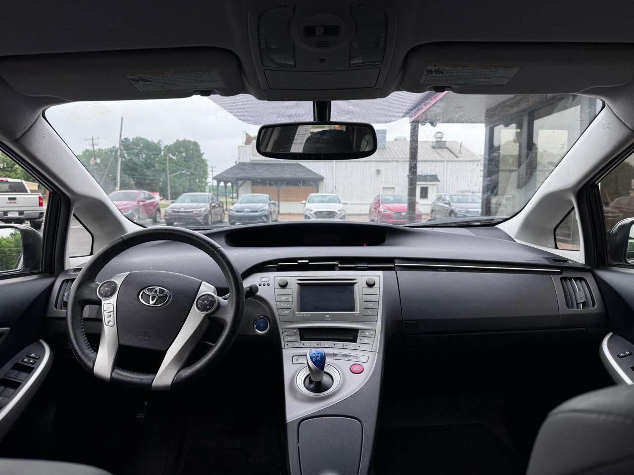 Used 2014 Toyota Prius Four FWD image 11