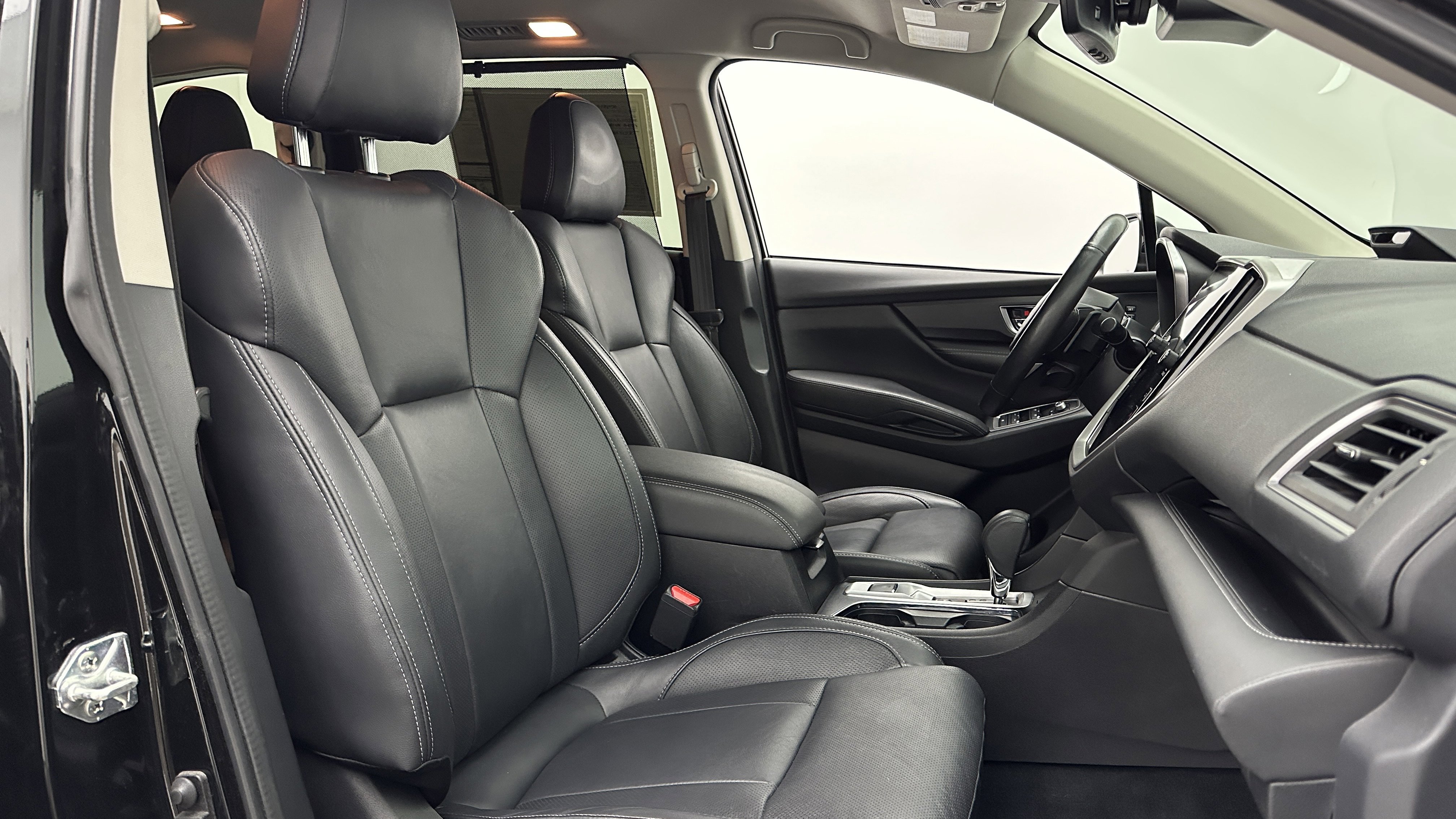 Used 2023 Subaru Ascent Limited image 40