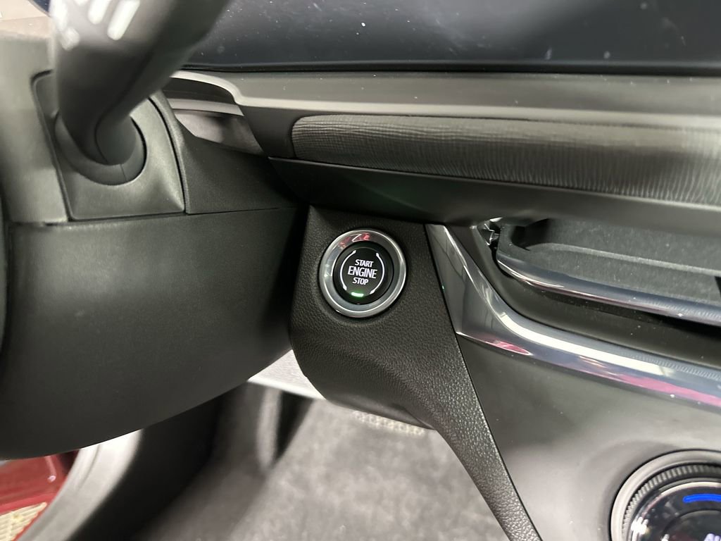 Used 2025 Buick Envista Preferred w/ Convenience I Package image 19