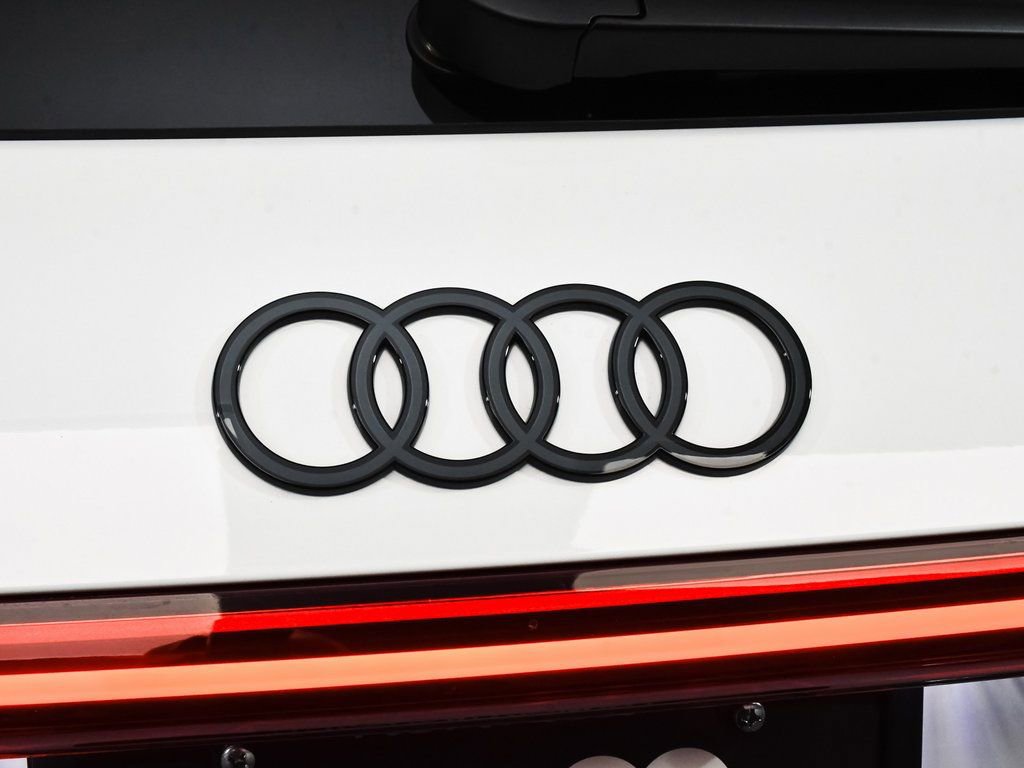 Used 2025 Audi SQ5 Premium Plus w/ Premium Plus Package image 86