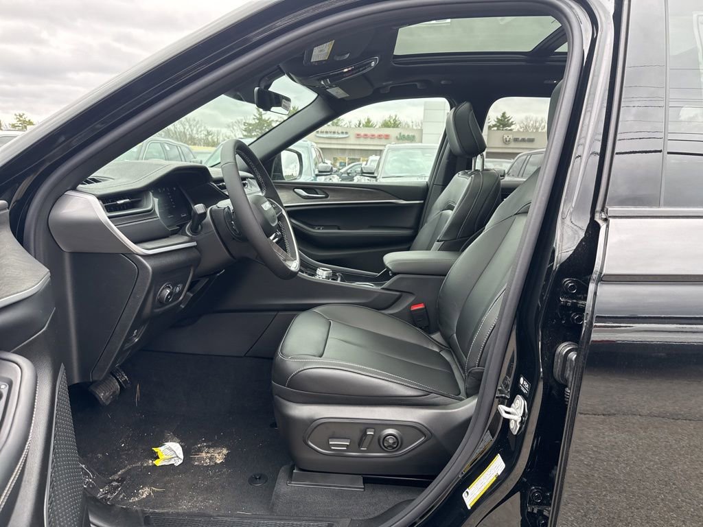 New 2026 Jeep Grand Cherokee Limited image 19