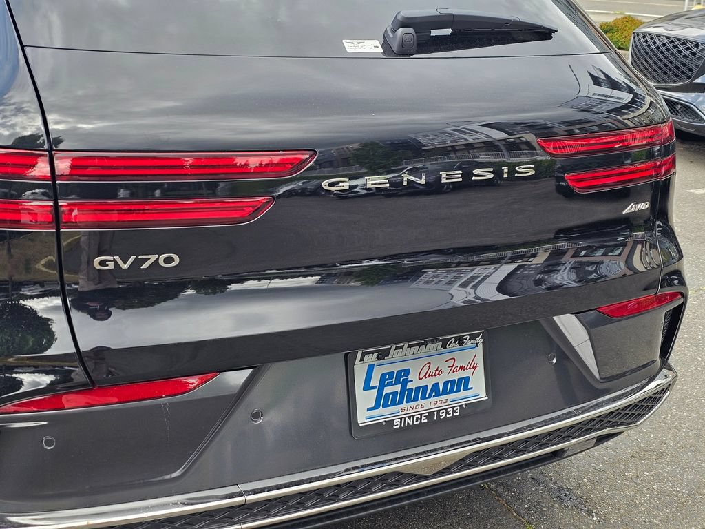 New 2026 Genesis GV70 2.5T Advanced AWD/4WD image 25