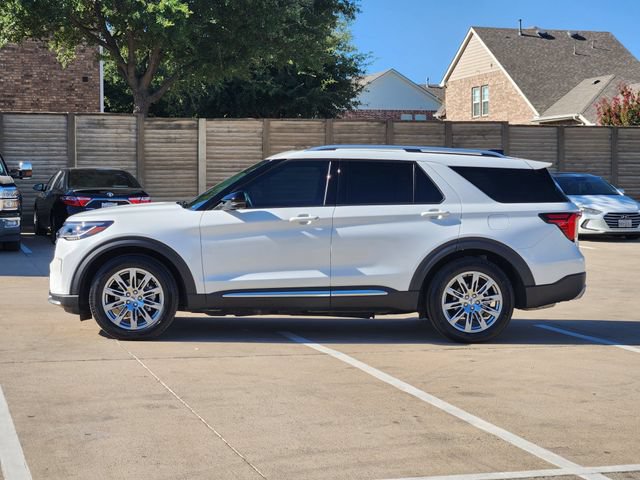 Used 2025 Ford Explorer Platinum RWD image 13