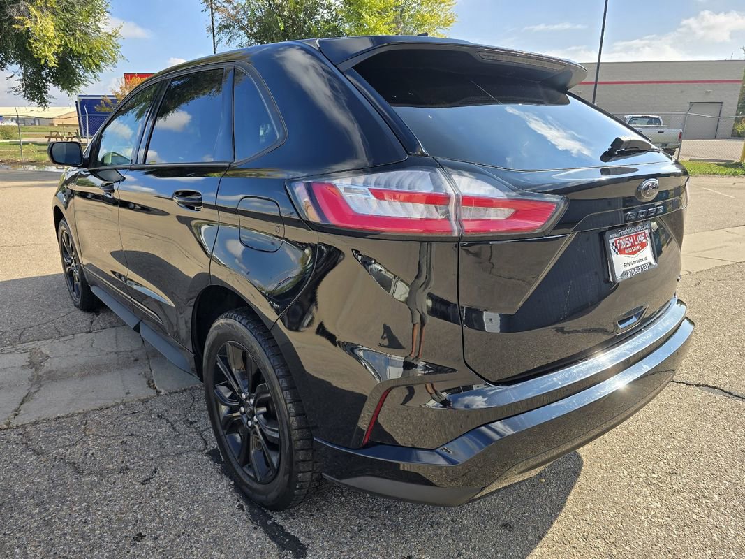 Used 2022 Ford Edge SE w/ Black Appearance Package image 7